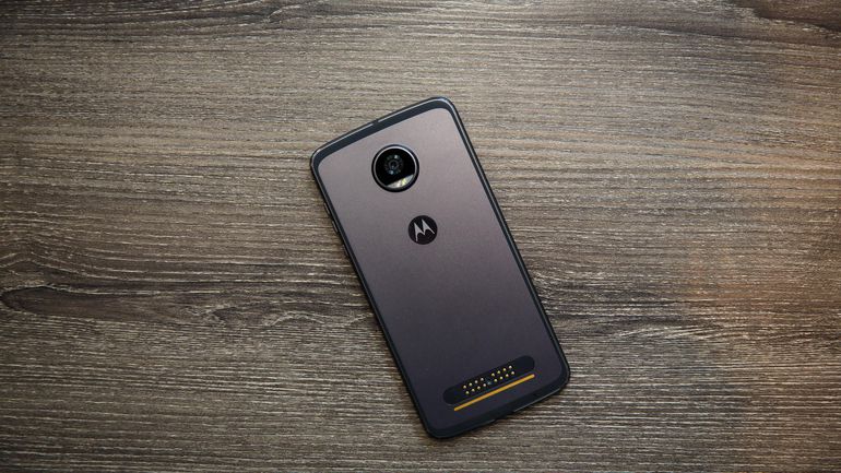 Moto Z2 Play