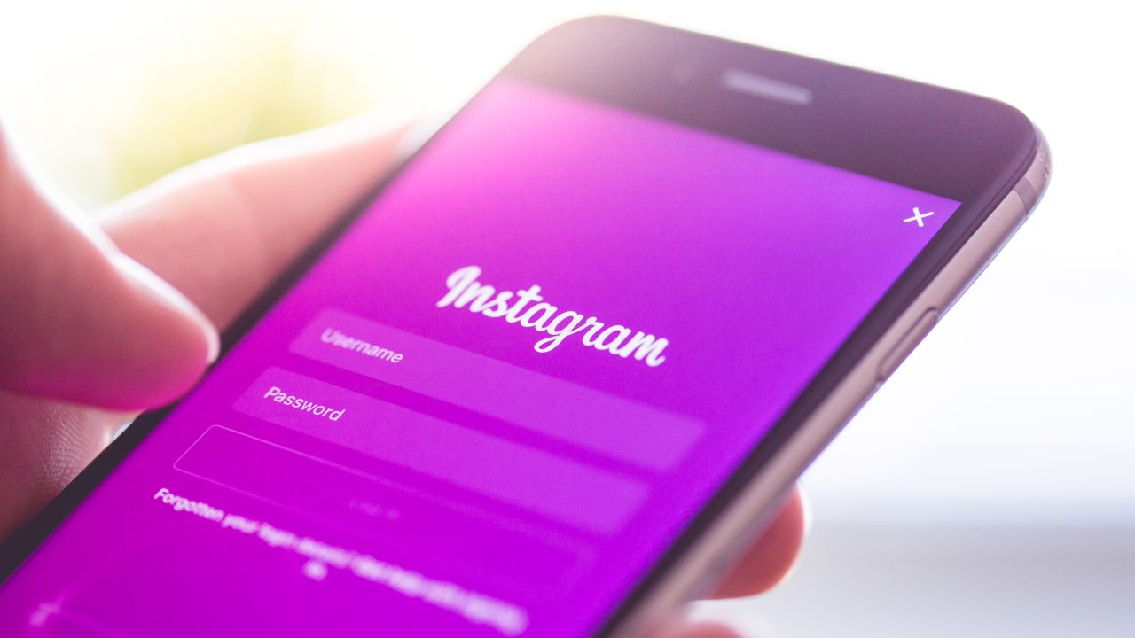 Instagram yeni bir kullanıcı rekoru kırdı
