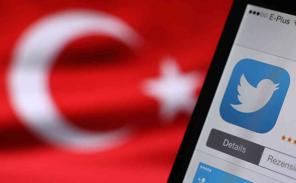 Türkiye de sosyal medyaya kaç saatimizi harcıyoruz