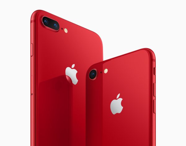 Kırmızı iPhone 8 ve iPhone 8 Plus
