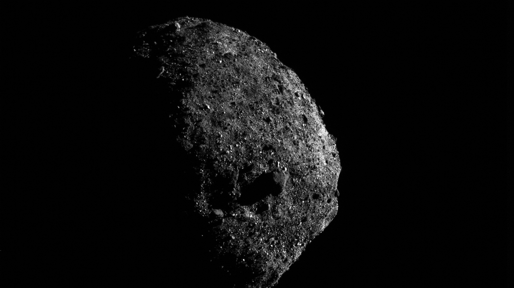 Asteroid Bennu, OSIRIS-REx tarafından fotoğraflandı! SDN-1