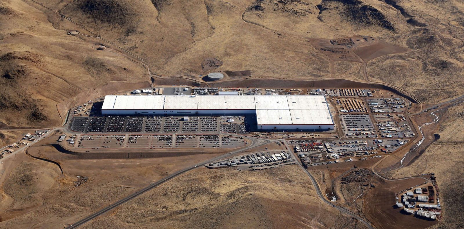 Tesla Gigafactory çalışanlarından biri ölü bulundu! - ShiftDelete.Net(1)