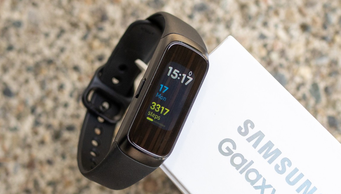 Fit обзор. Плёнка Samsung Fit 2019. Samsung Galaxy Fit 2 обои. Символы фит самсунг. Samsung Galaxy Fit gt обои.