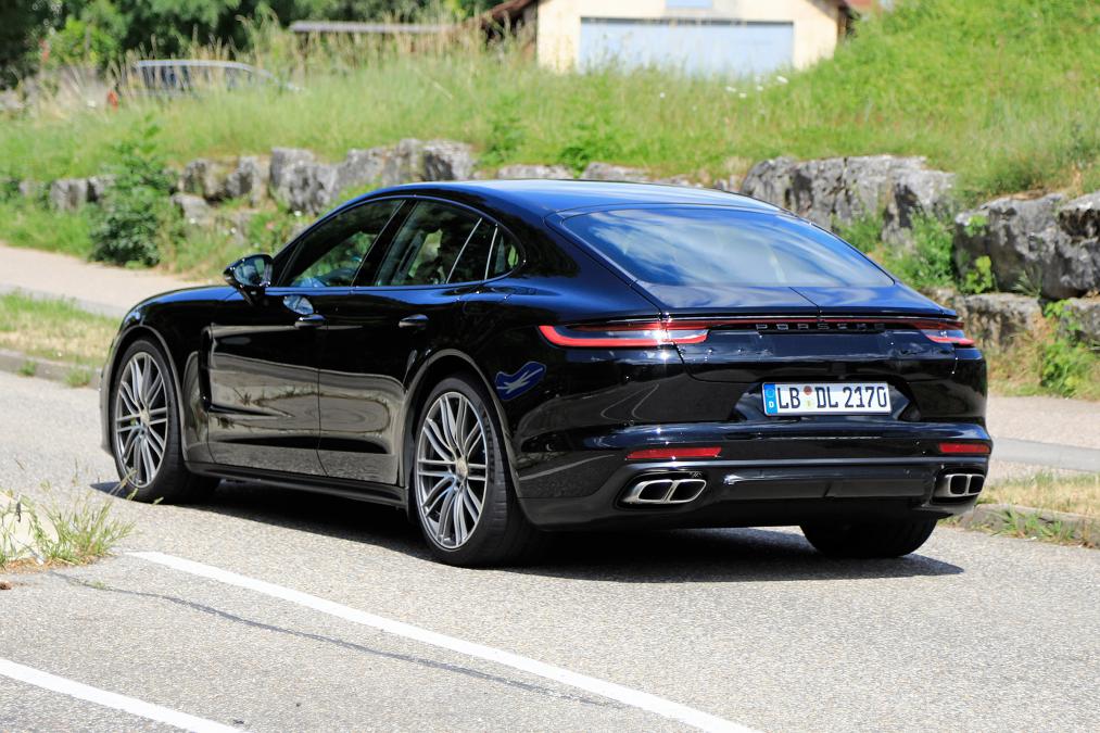 2020 porsche panamera makyajlı porsche panamera 4