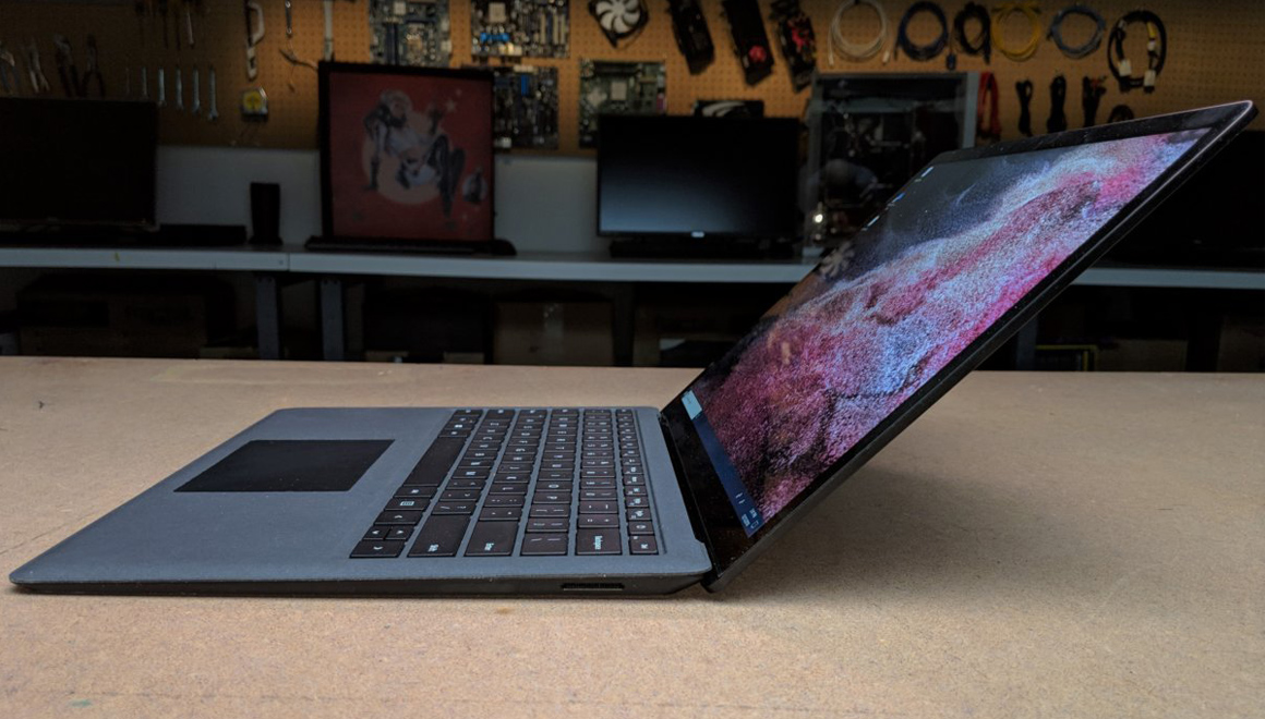 microsoft-iki-ekranli-surface-laptop.jpg