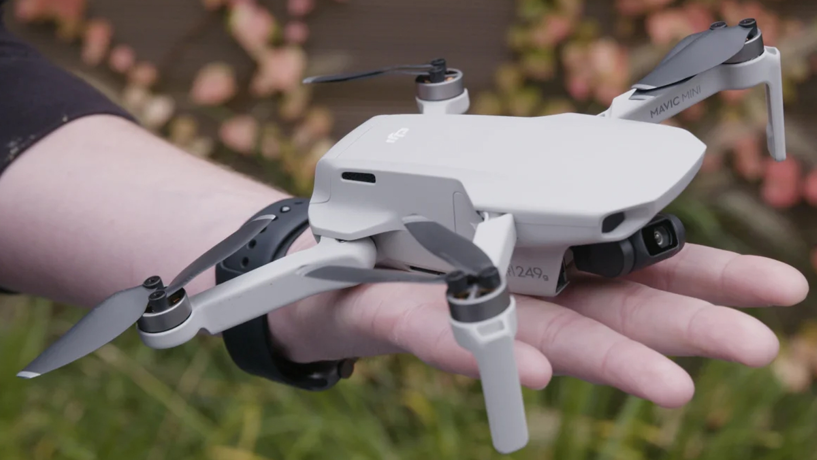 DJI Mavic Mini tanıtıldı! En hafif ve küçük drone ...