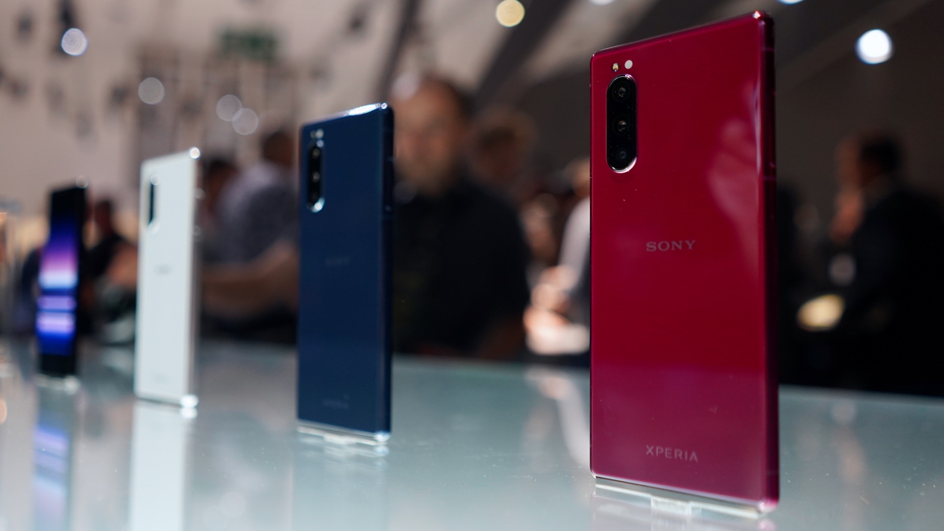 Sony Xperia 5 II en küçük 5G telefonu olabilir