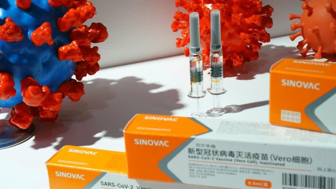 Çin koronavirüs aşısını yine erteledi