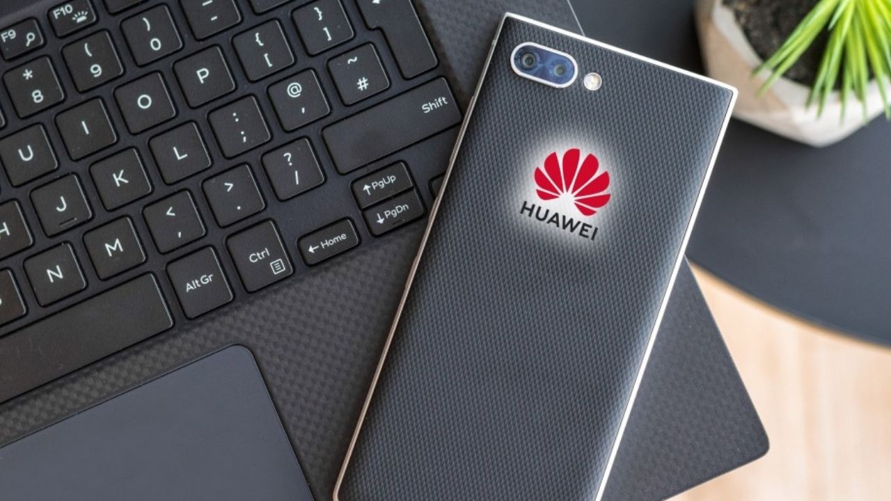 Huawei-BlackBerry-den-90-patent.jpg