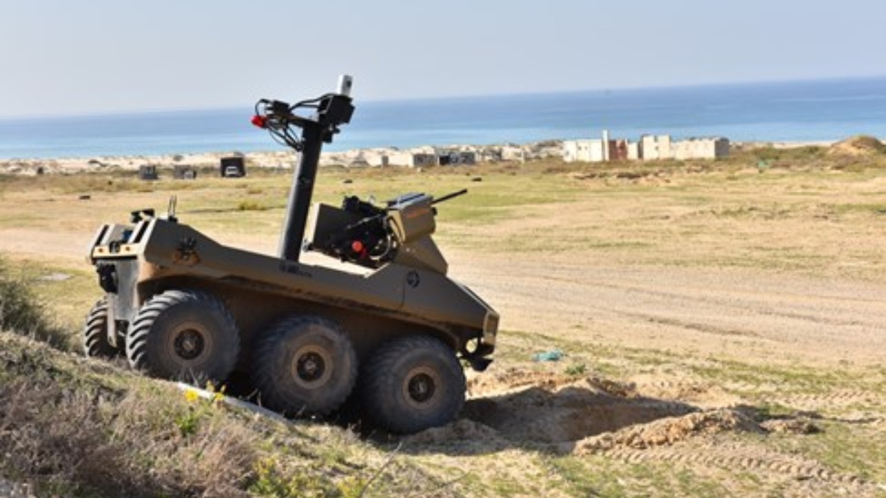 İsrail, Filistin sınırına katil makineli tüfekli robotlar yerleştirdi. 