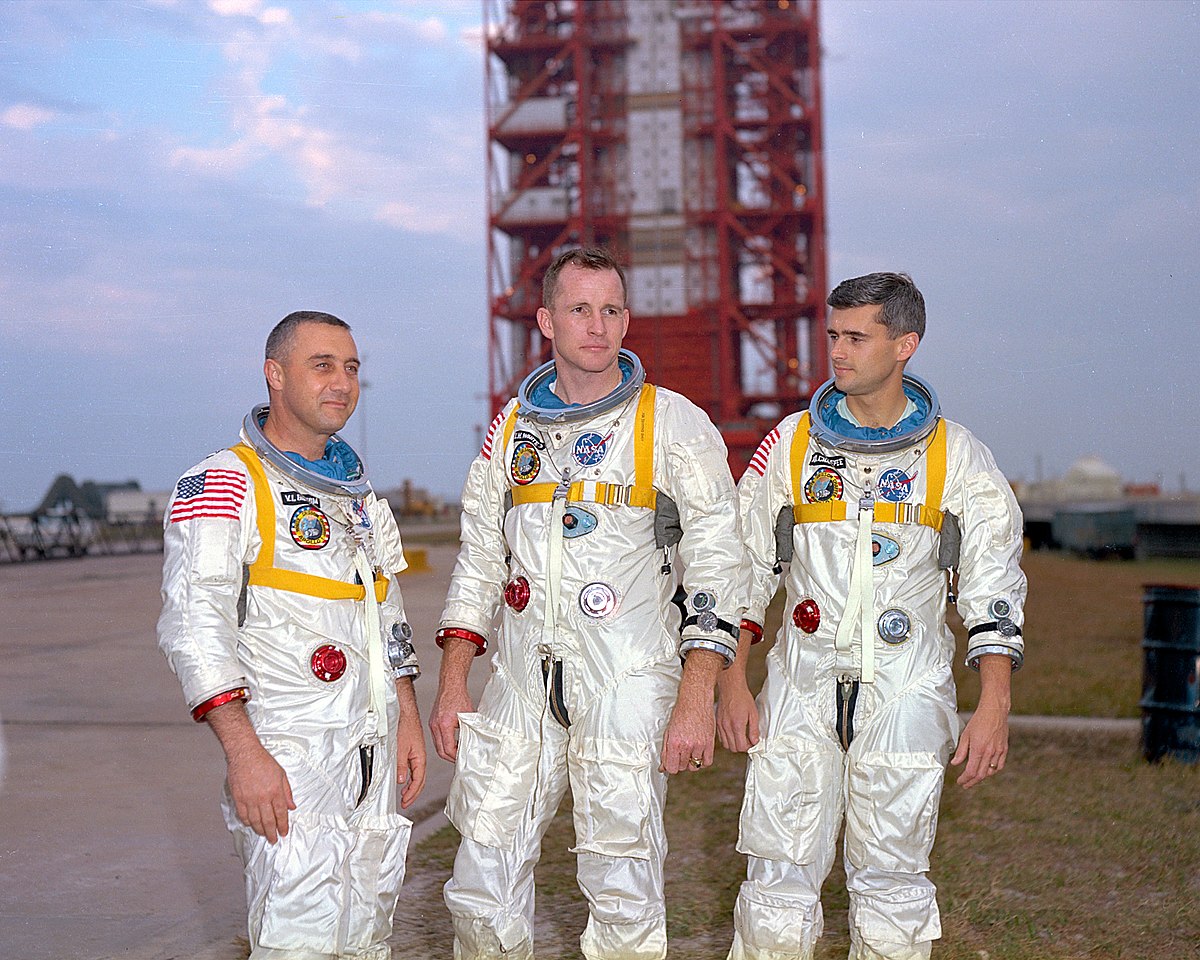 Apollo 1 astronotları