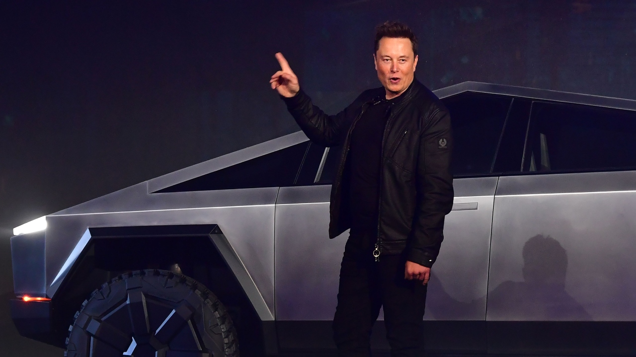 Tesla model araçlar satış rekoru kırdı