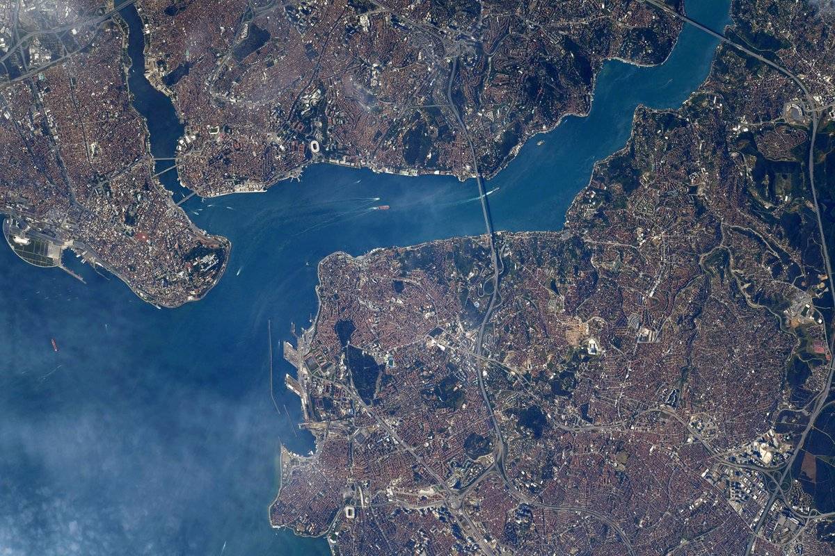 NASA astronotunun İstanbul fotoğrafında Atatürk detayı