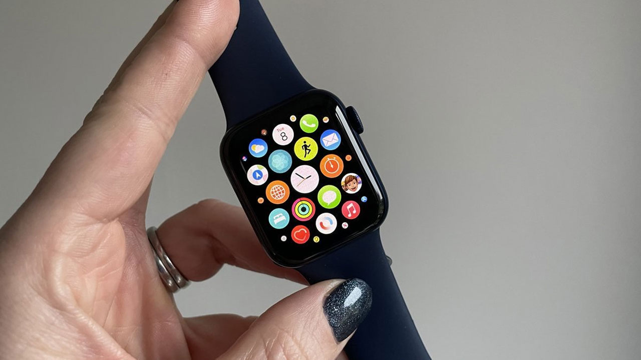 apple-watch-series-7-cikmadan-sahtesi-uretildi.jpg