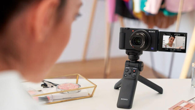 YouTuber olmak isteyenlere: En iyi Vlog kameraları