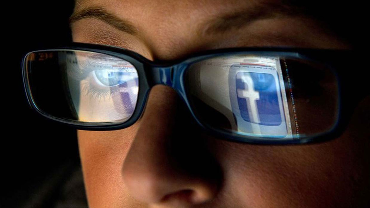 facebook-ve-ray-ban-akilli-gozluk-ortaya-cikti.jpg