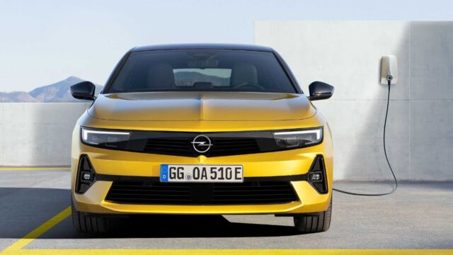 2022 model Opel Astra’nın fiyatı belli oldu!