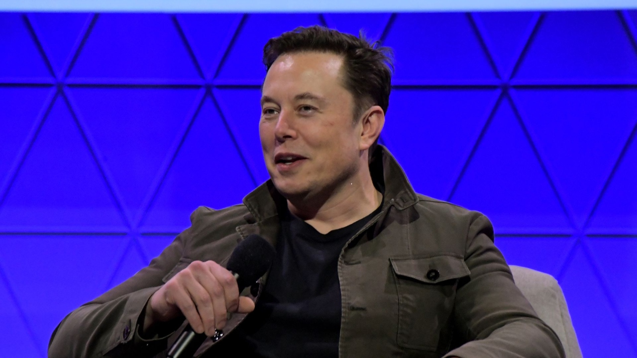 Elon Musk kim?