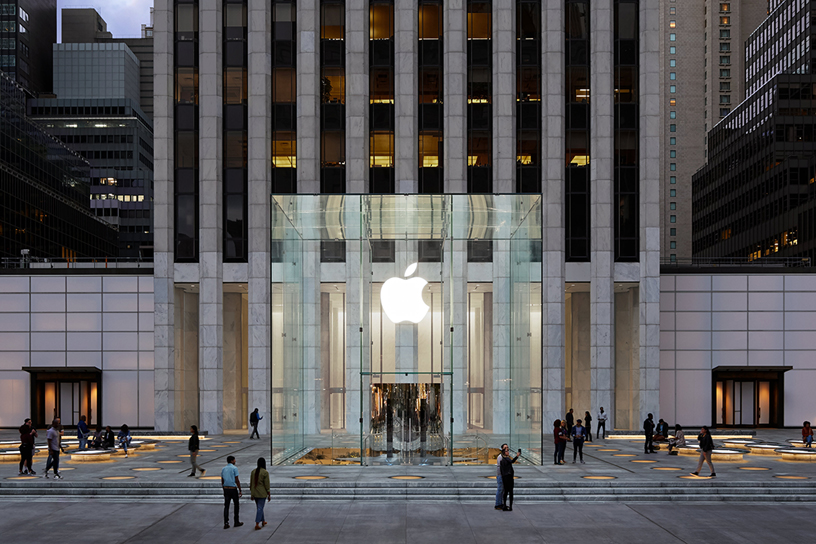 New York'taki Apple Store mağazaları, Omicron nedeniyle kapatıldı.