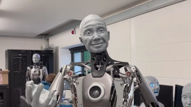 En ‘insansı’ robot Ameca tanıtıldı!