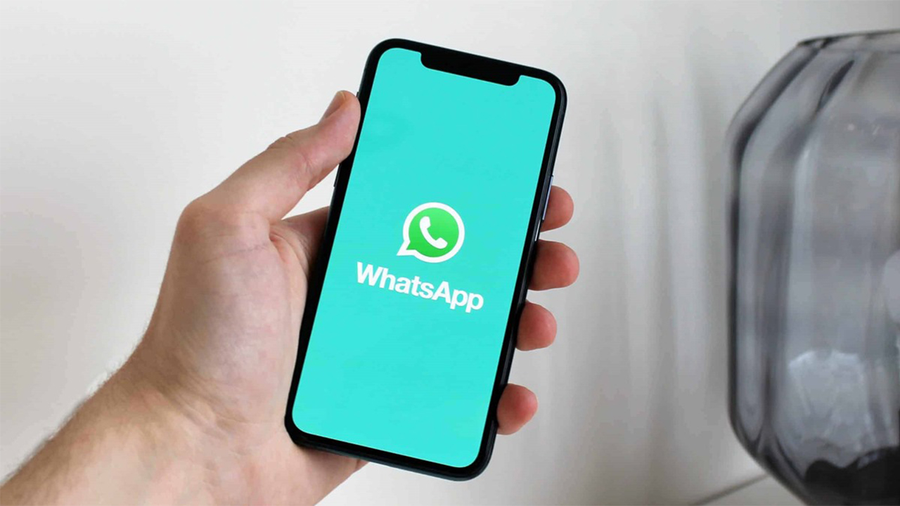 WhatsApp beta güncellendi: Tepki çeken tasarım kalktı!