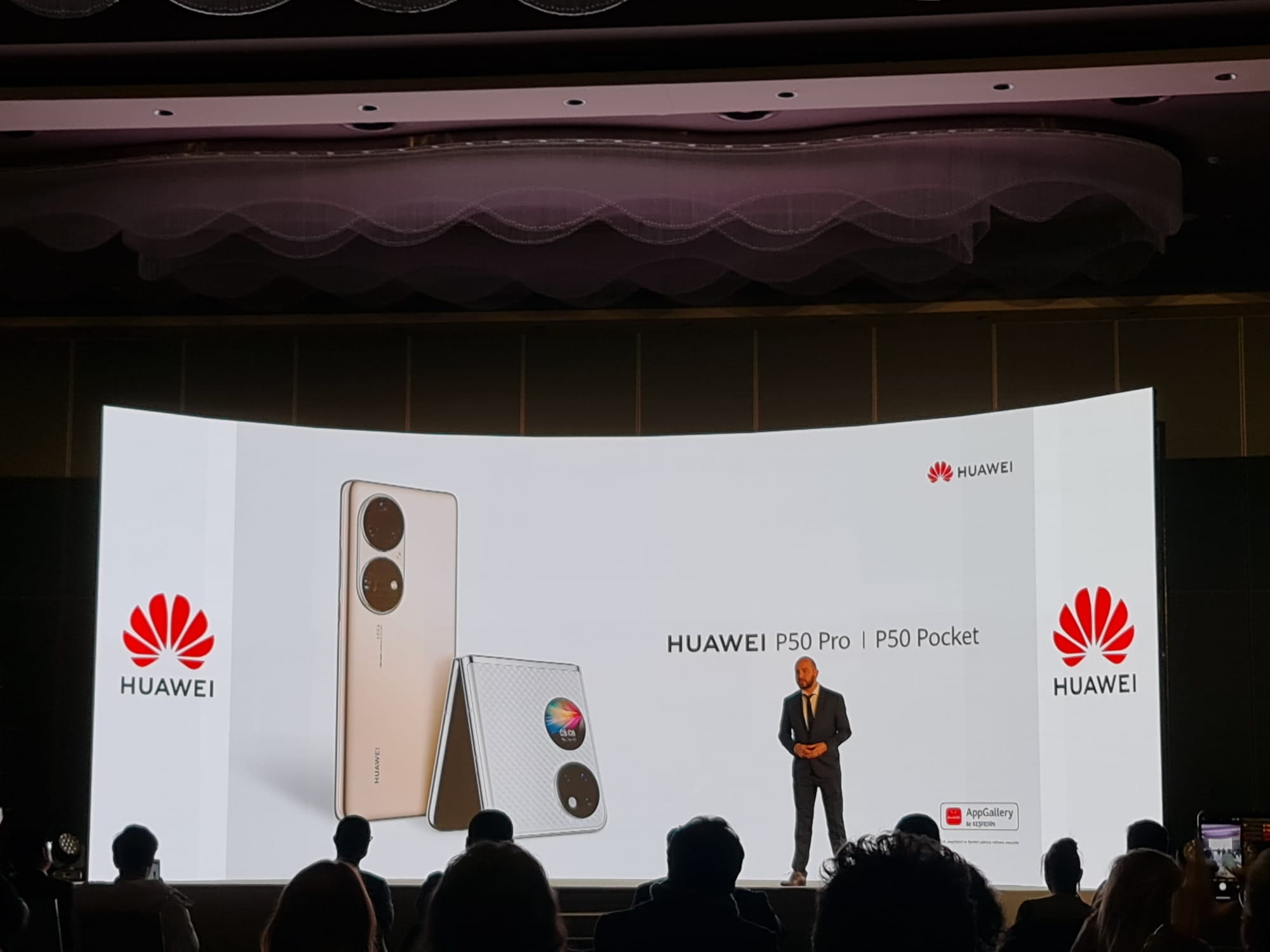 Huawei P50 Pocket özellikleri