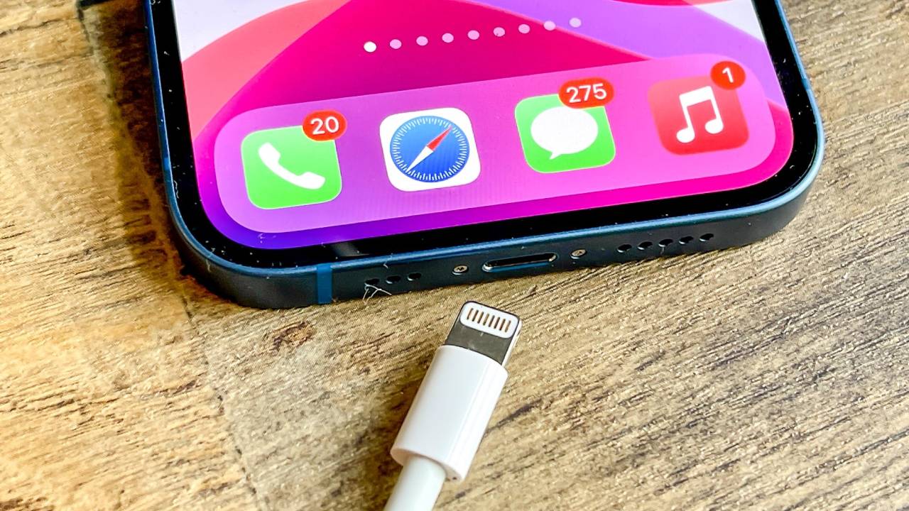 USB-C girişli iPhone geliyor!