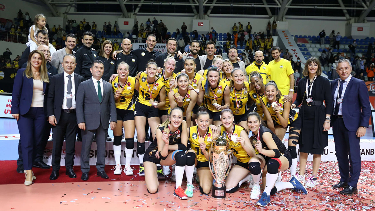Vakıfbank Kadın Voleybol takımı yine şampiyon! İşte sosyal medya tepkileri