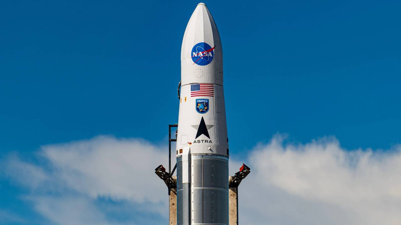 NASA, başarısız fırlatma sonrası 2 uyduyu kaybetti!