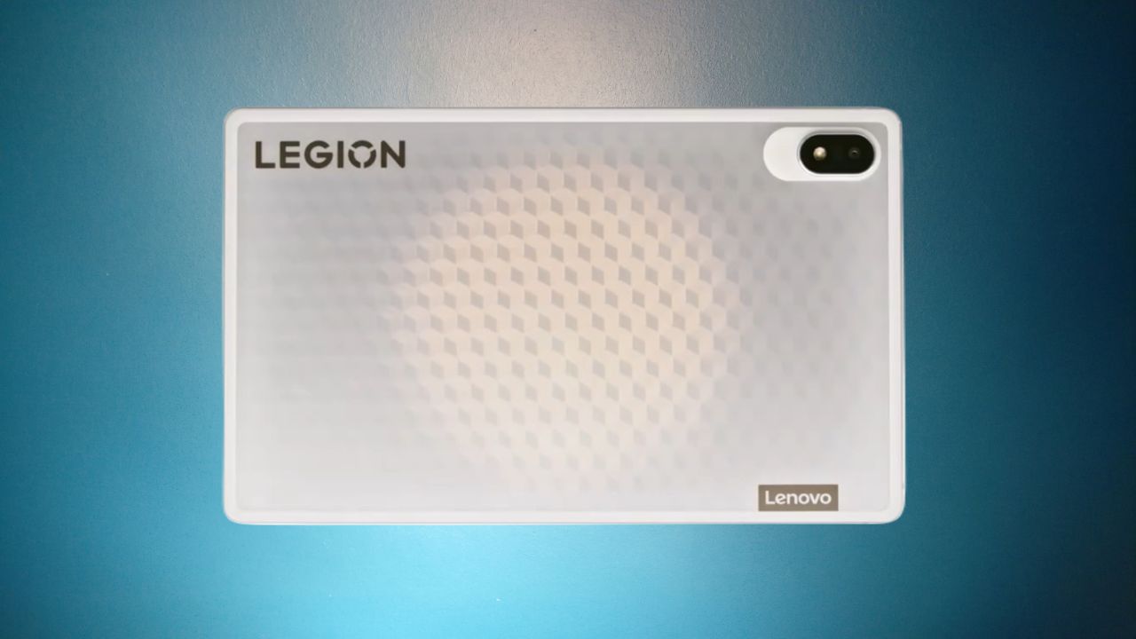 https://shiftdelete.net/wp-content/uploads/2022/07/Renk-degistiren-Lenovo-Legion-Y700-Ultimate-Edition-tanitildi-2.jpg