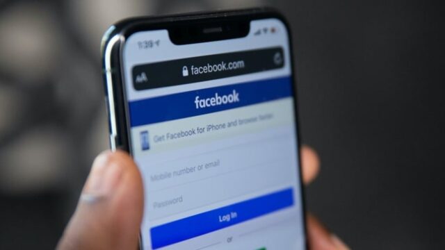 Facebook is copying Instagram's liked feature