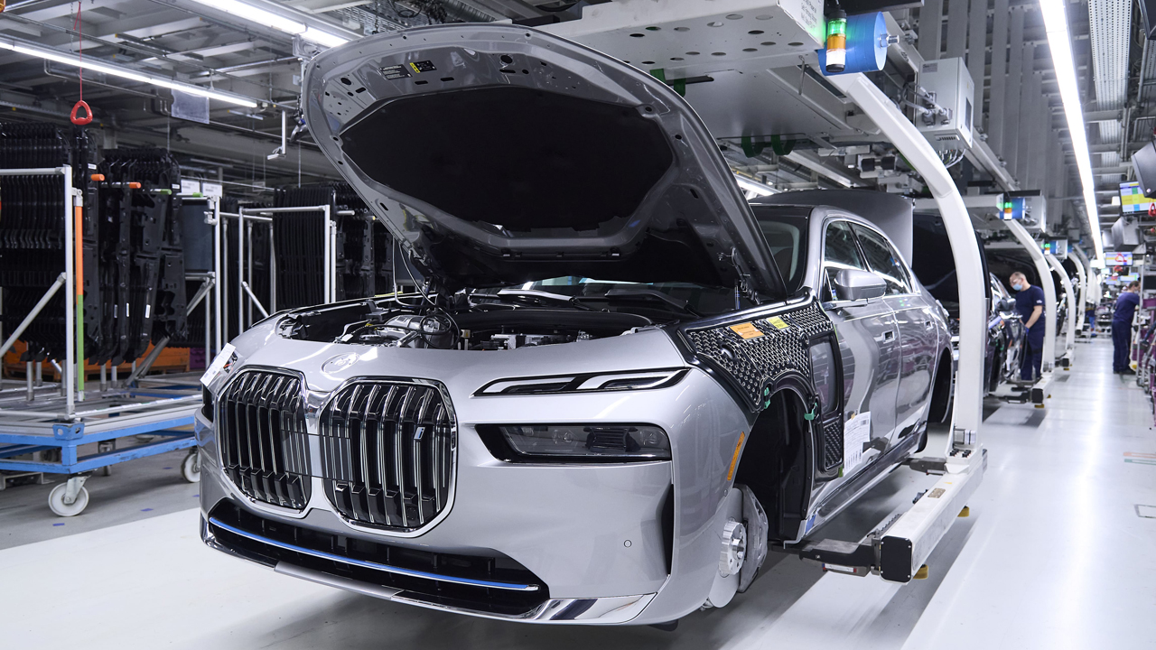 Yeni BMW 7 serisinin üretimi başladı! İlk bilgiler