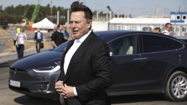 Elon Musk, Tesla’dan ayrılmaya hazırlanıyor!