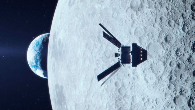 NASA, Ay’ın yüksek çözünürlüklü fotoğraflarını paylaştı!