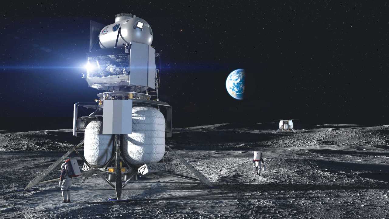 Ay’a gidecek astronot sayısı artıyor: NASA ortağını seçti!