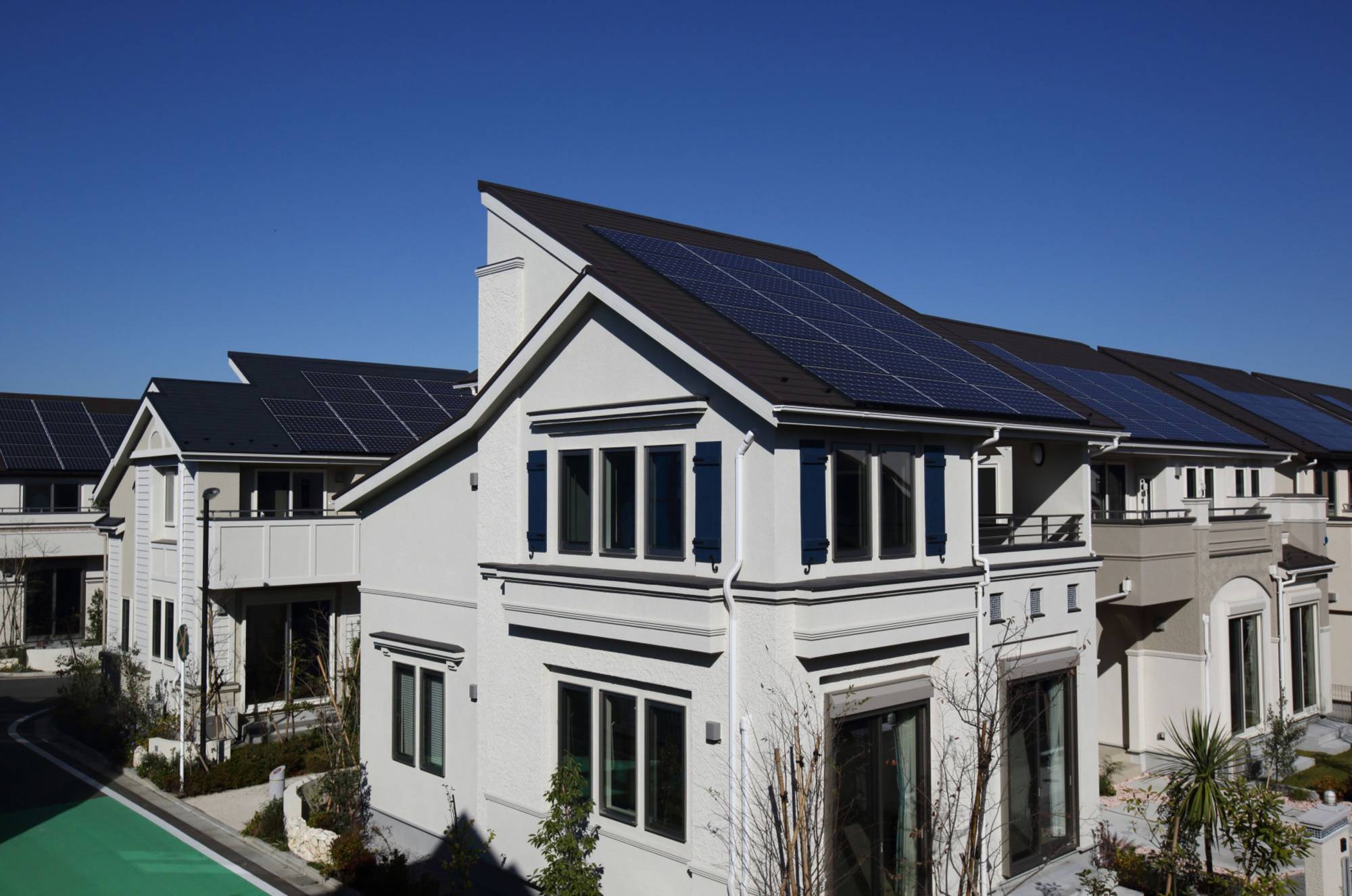 Tokyo'da yeni yapılan evlerde güneş paneli zorunlu olacak